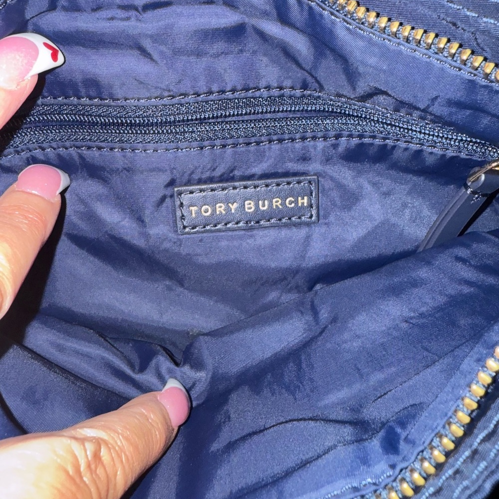 Tory Burch Blue Crossbody Interior with Gold Zipper - Picture 3 of 3